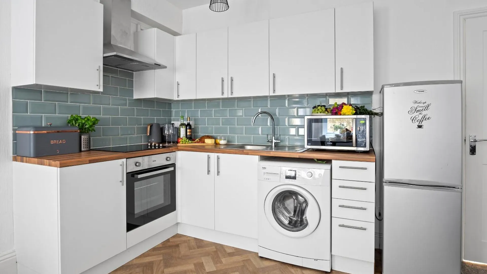 Family Retreat Stylish Central Bournemouth, Sleeps 6, 7 Minute Walk To Beach Lejlighed Bournemouth